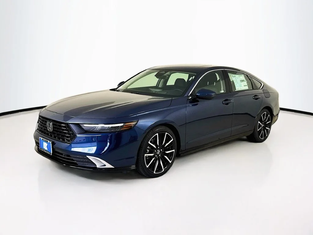 New 2026 Canyon River Blue Metallic Honda Touring image 3