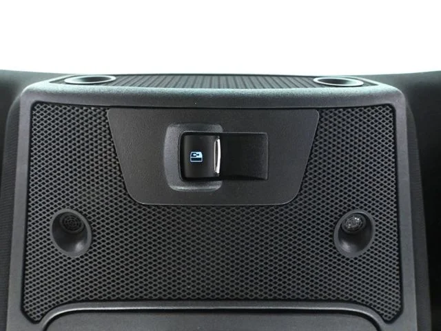 Used 2018 Blue Ford Limited image 33