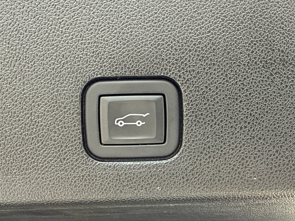 2025 Cadillac XT6 Premium Luxury - Photo 19