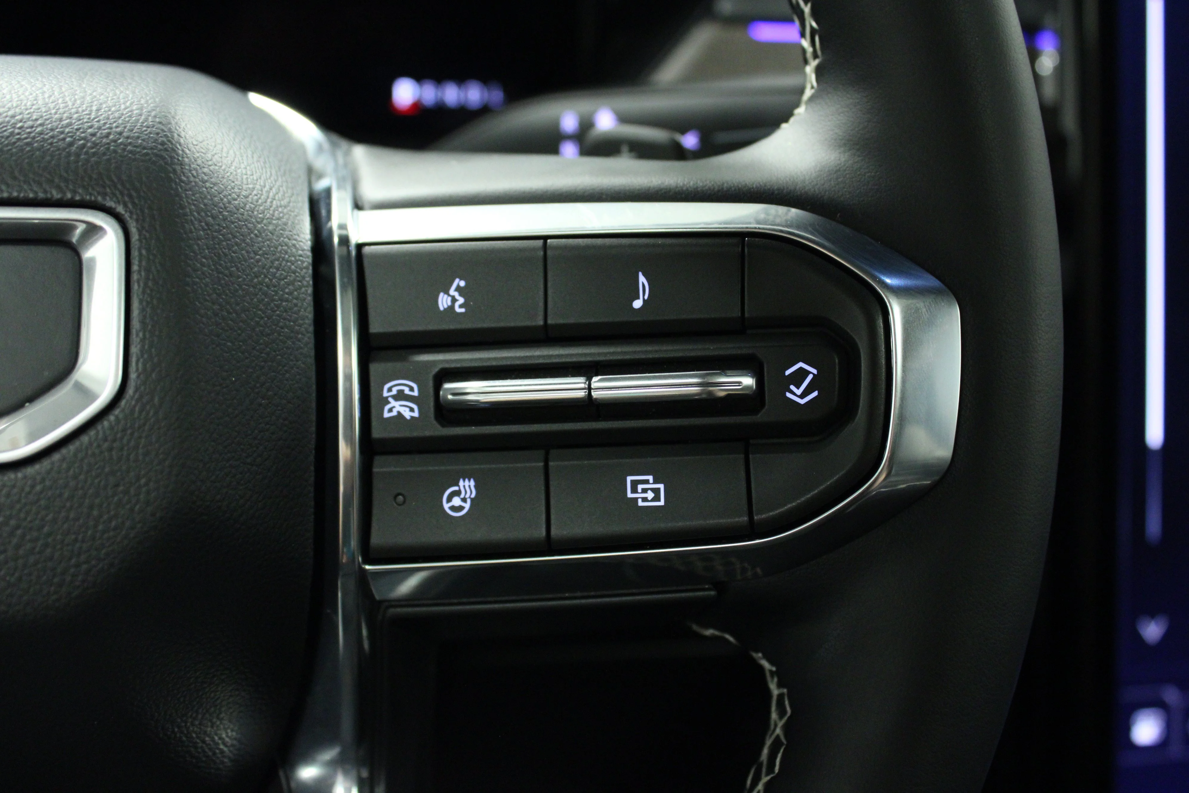 Used 2026 Ebony Twilight Metallic GMC Denali image 22