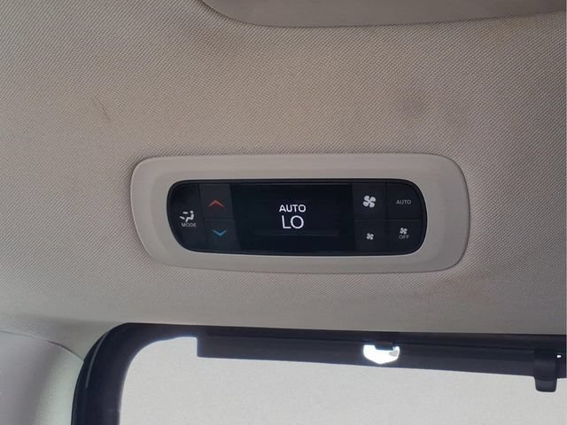 Used 2024 Black Chrysler Touring L image 21