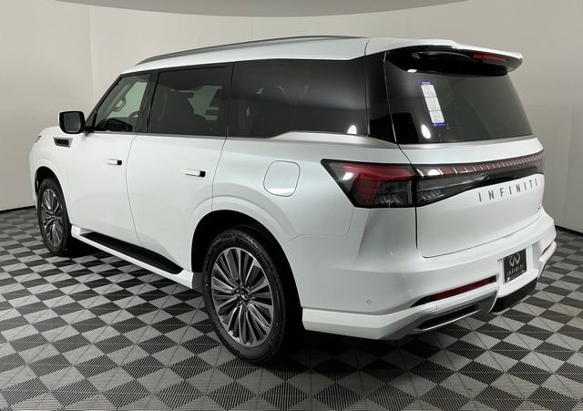 New 2026 RADIANT WHITE INFINITI Luxe 2WD image 4