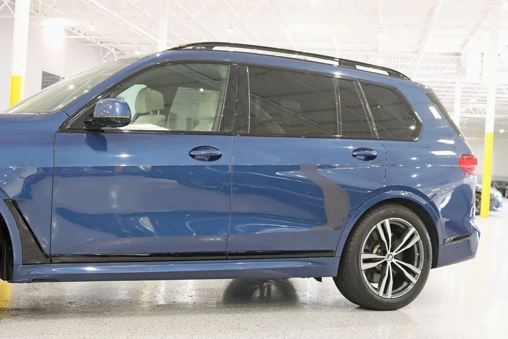 Used 2022 Blue BMW M50i image 3