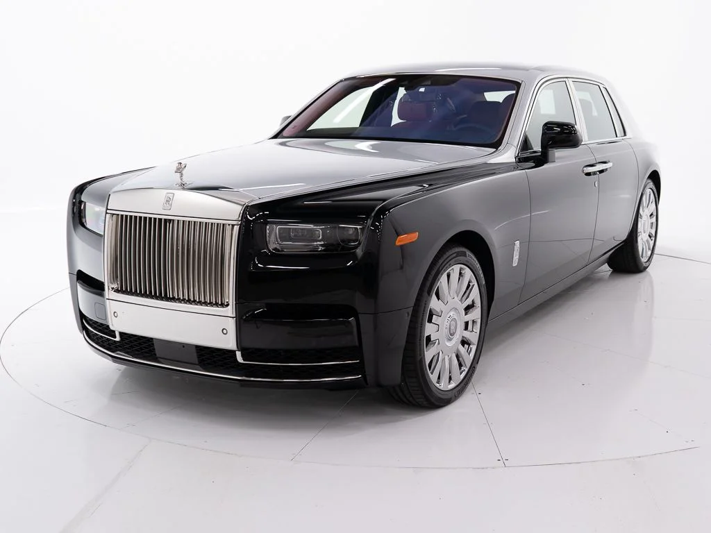 2023 Rolls-Royce Phantom Base