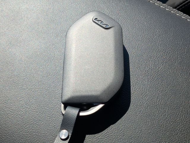 2026 Kia Sorento S - Photo 31