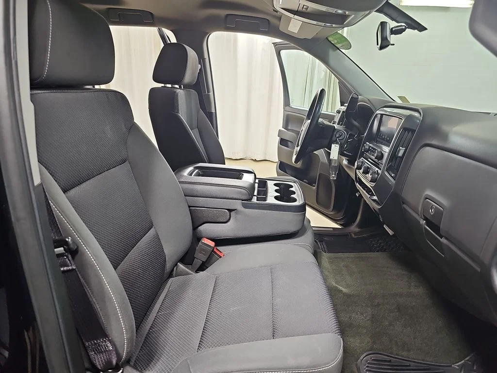 Used 2016 Black Chevrolet LT image 13