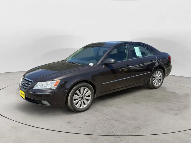 Pre-Owned 2009 Hyundai Sonata Limited FWD 4D Sedan