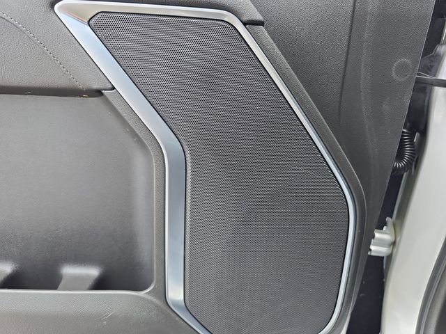 Certified Used 2022 Quicksilver Metallic GMC Elevation image 17