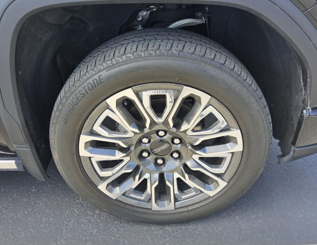 Used 2024 Black GMC Denali Ultimate image 4