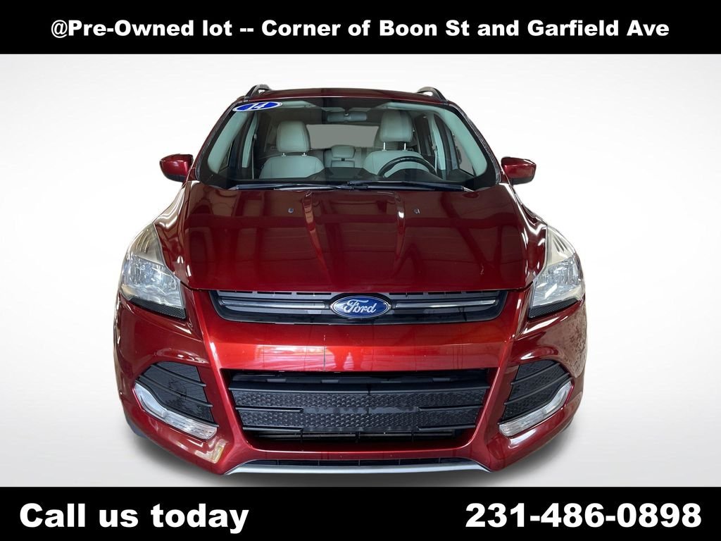 Used 2014 Orange Ford SE image 8