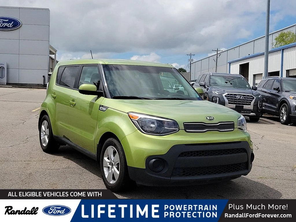 2017 Kia Soul 1.6L Base 6 A/T's photo