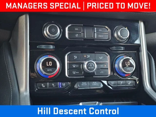 Used 2023 White GMC Denali image 27