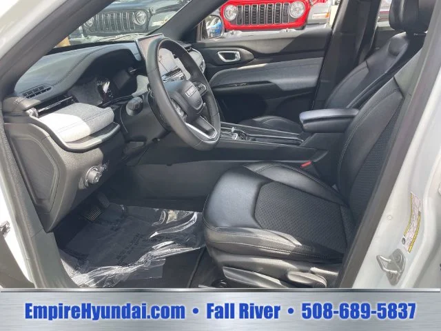 2024 Jeep Compass Latitude - Photo 19