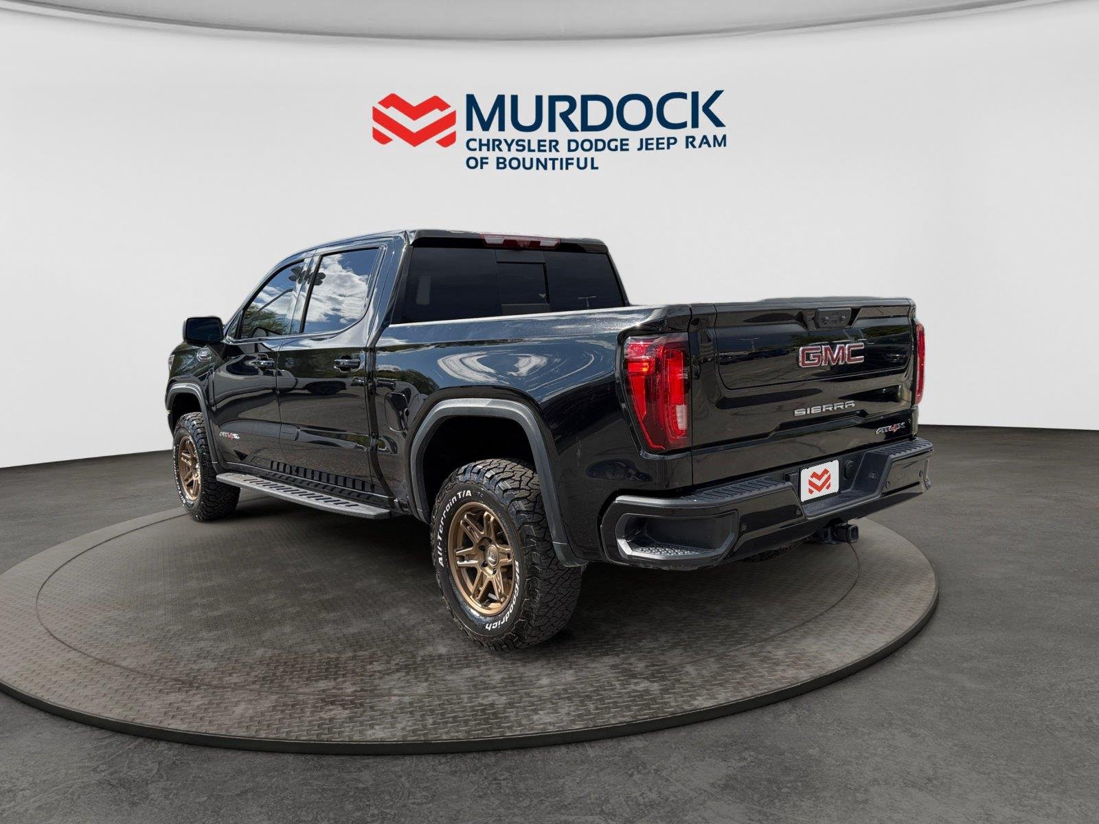 Used 2024 Onyx Black GMC AT4X image 8