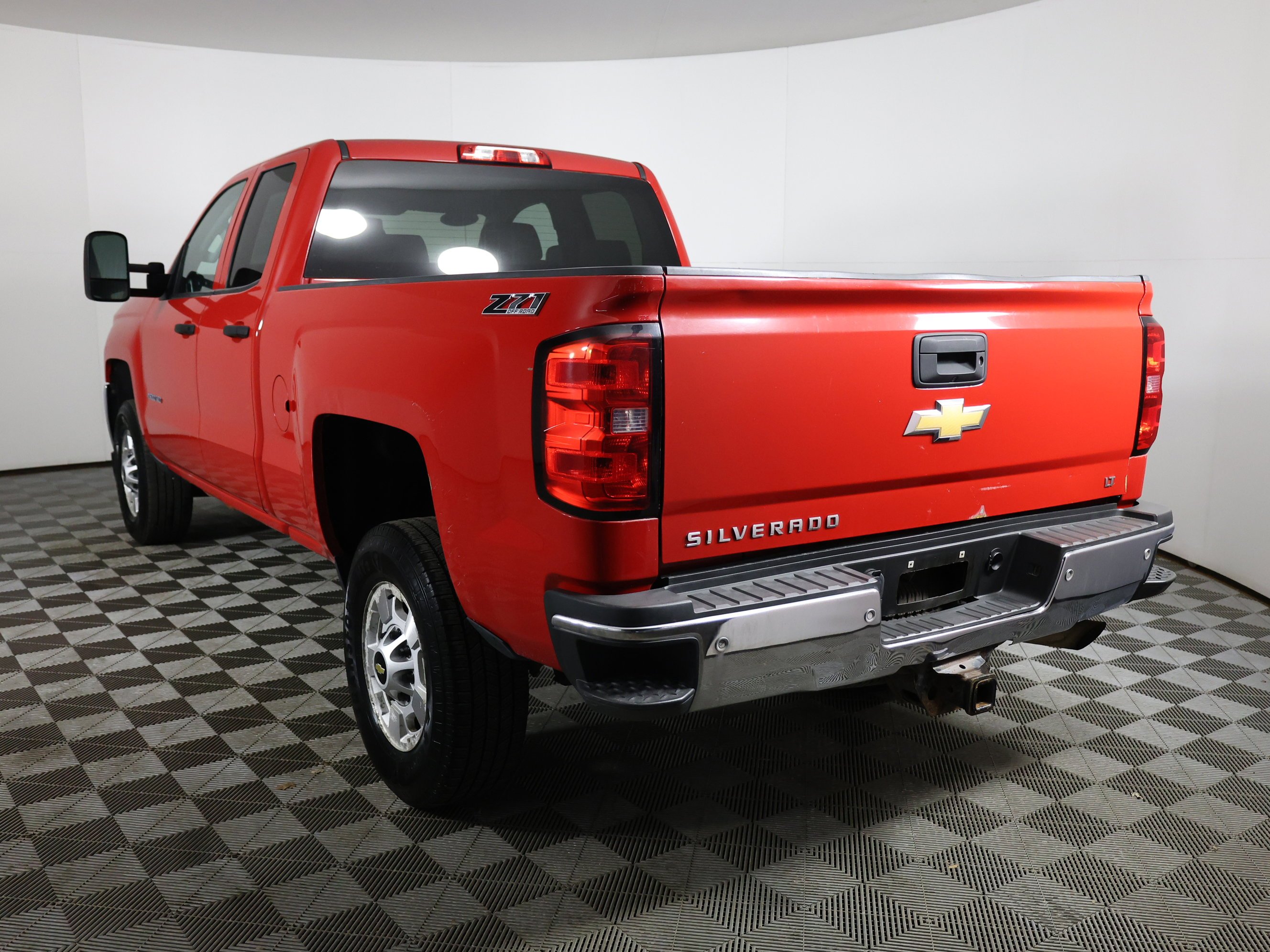 Used 2015 Victory Red Chevrolet LT image 4