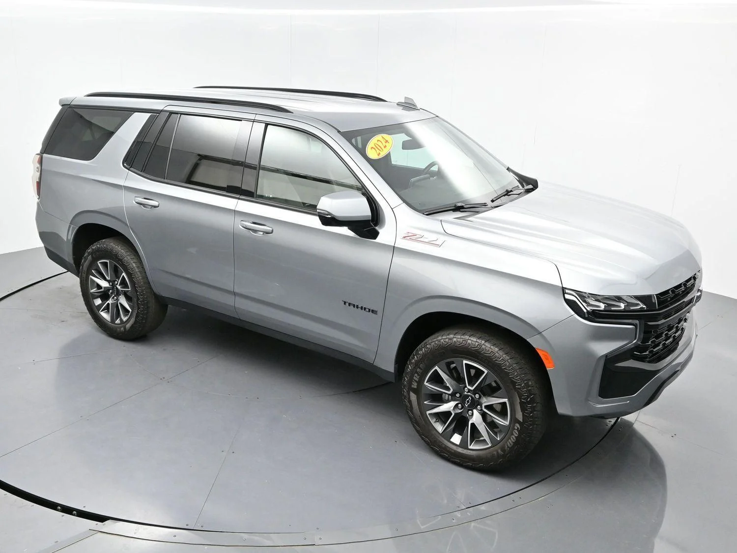 Used 2024 Sterling Gray Metallic Chevrolet Z71 image 44