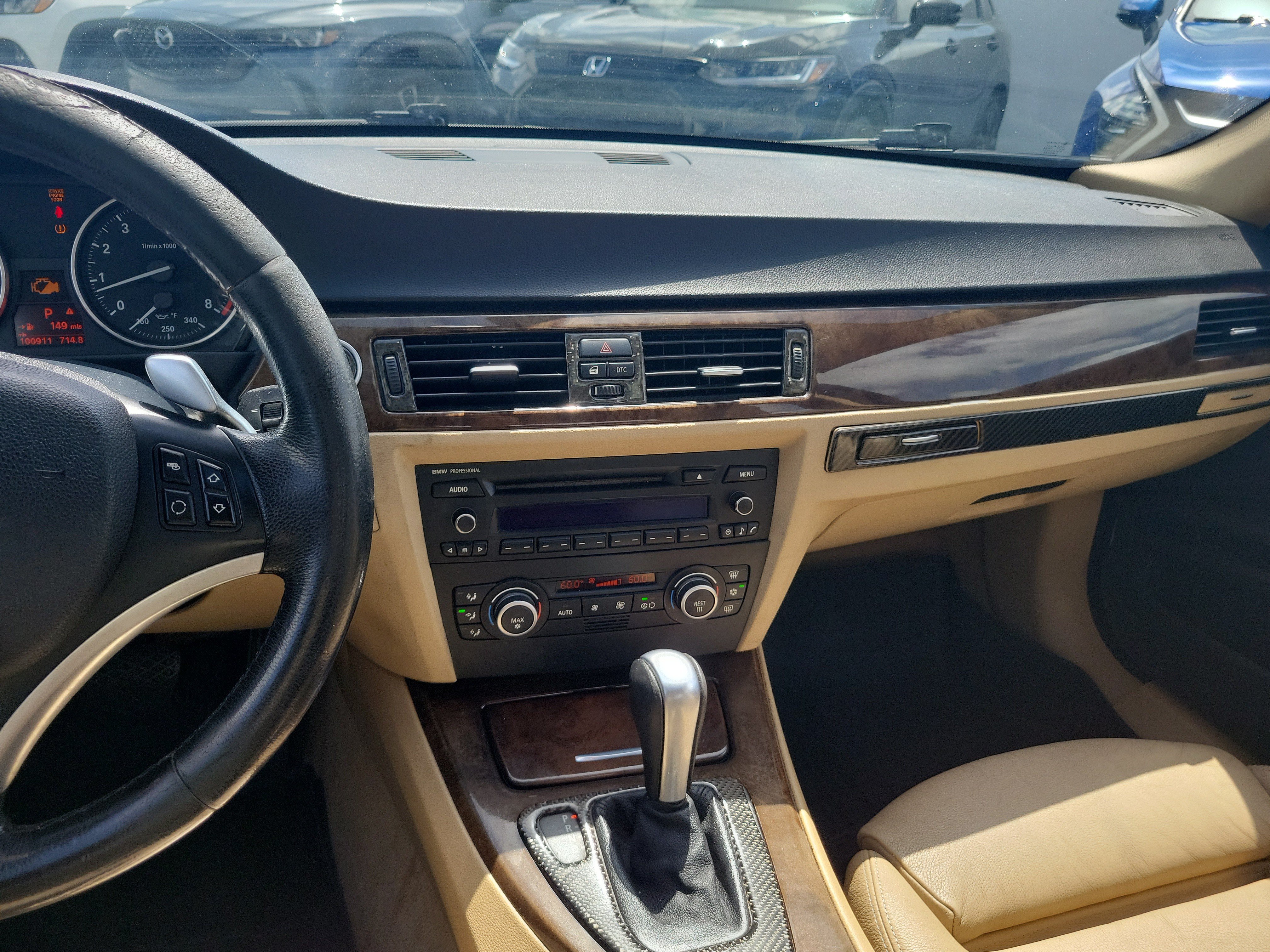 Used 2009 Alpine White BMW 335i image 15