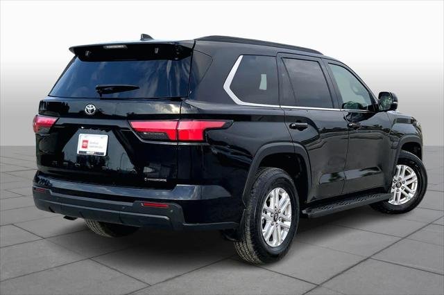 2025 Toyota Sequoia SR5 - Photo 12