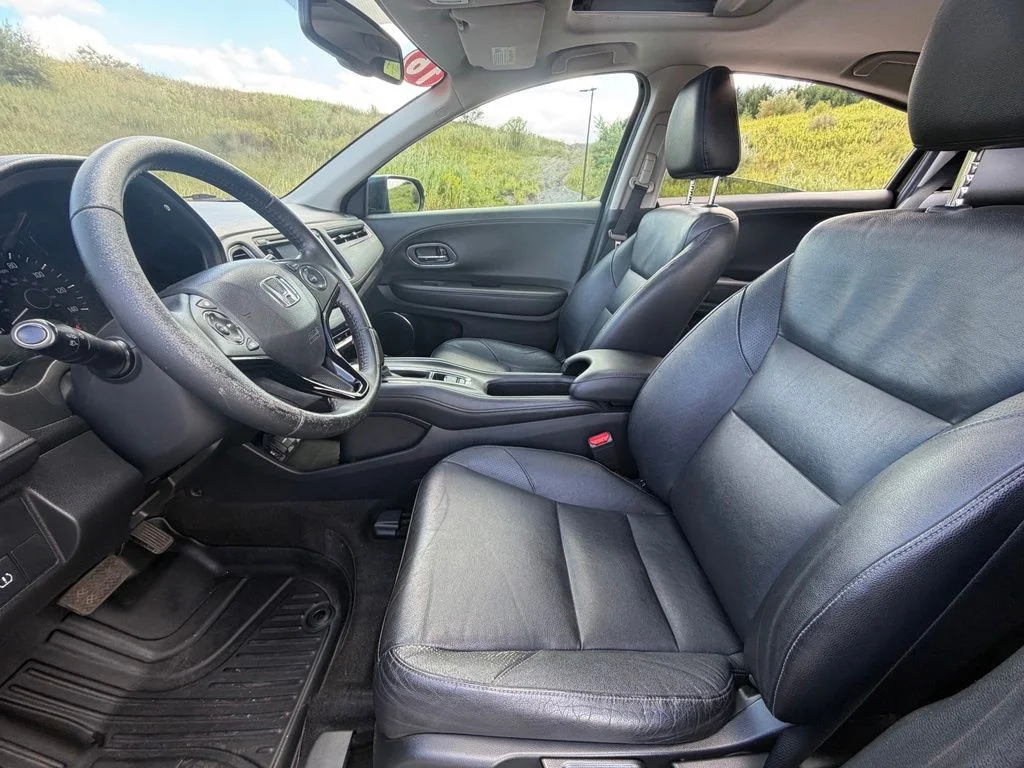 Used 2016 Black Honda EX-L image 16