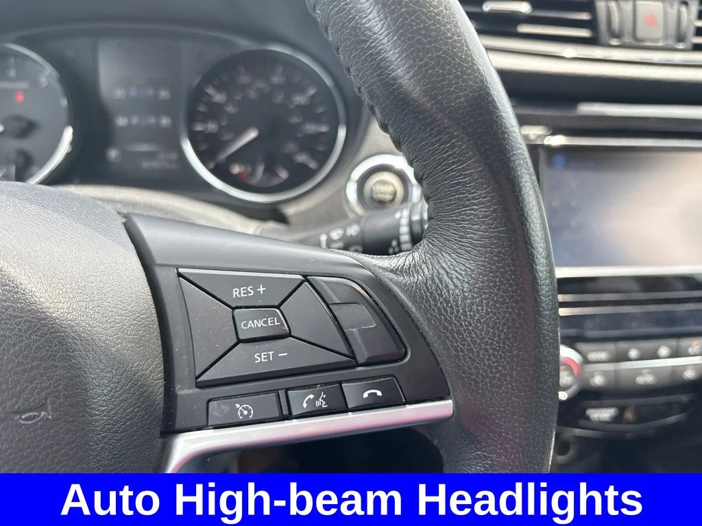 Used 2017 Black Nissan SL image 16