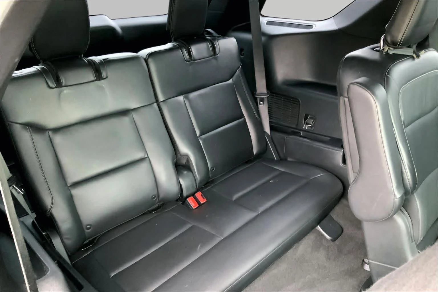 Used 2020 Blue Metallic Ford Limited image 19