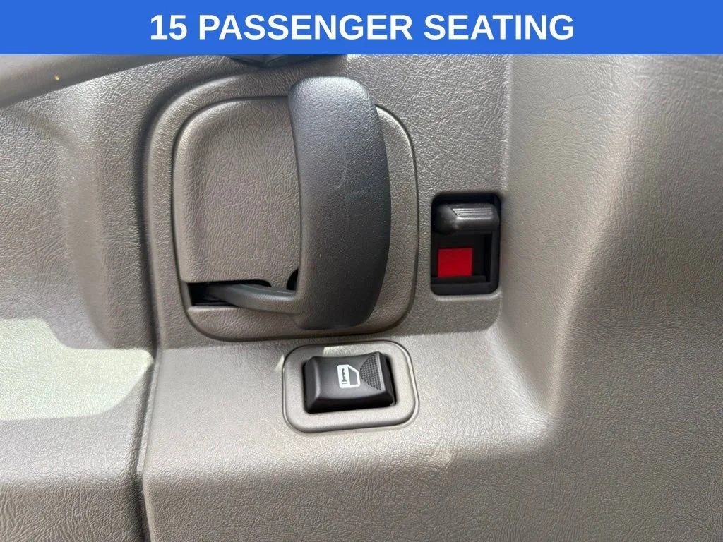 Used 2023 Summit White Chevrolet 1LT image 12