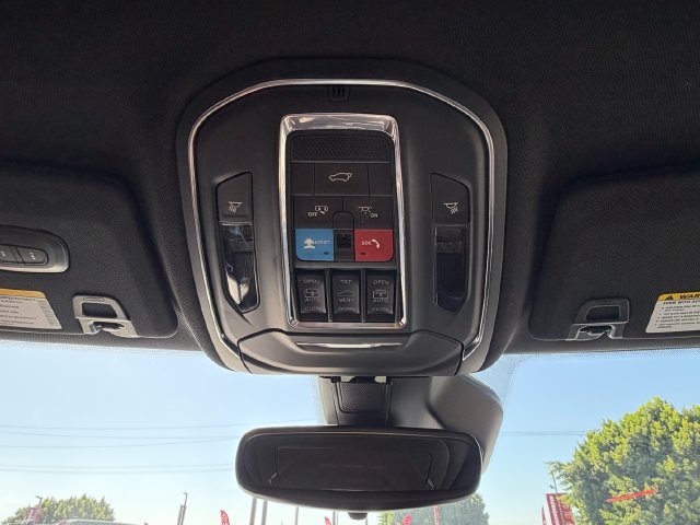 Used 2024  Jeep 4xe image 24