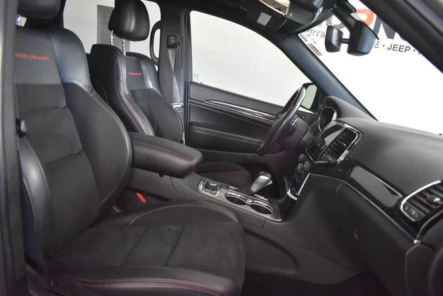 Used 2021 Gray Jeep Trailhawk image 17