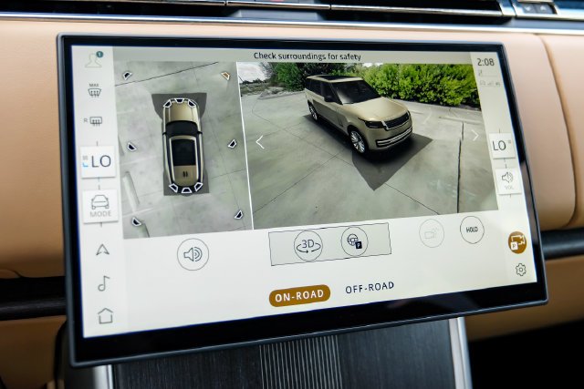 Used 2025 Gray Land Rover Autobiography image 32