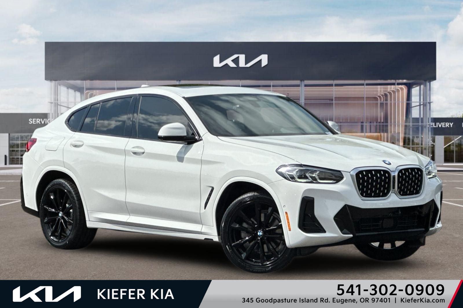 2025 BMW X4 xDrive30i's photo
