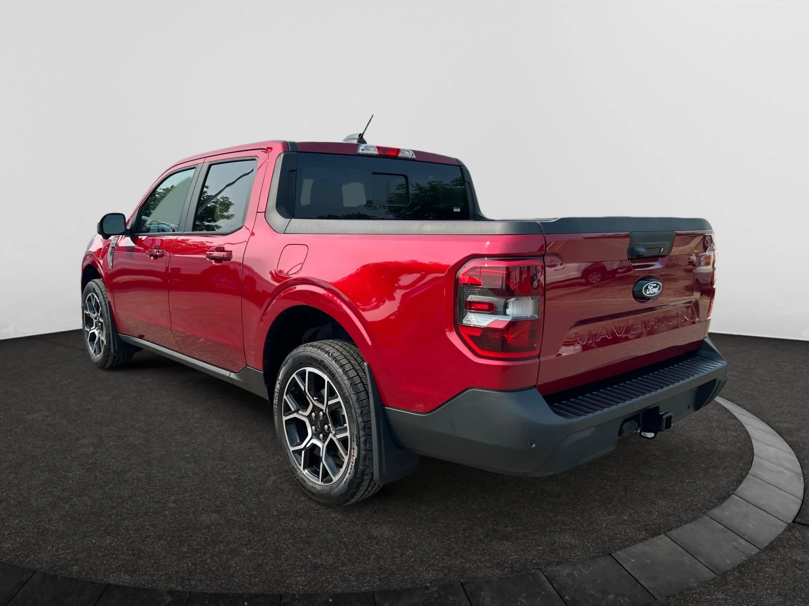 New 2026 Ruby Red Metallic Tinted Clearcoat Ford Lariat image 3