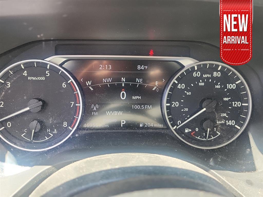 Used 2021 Pearl White Tricoat Nissan SL image 1