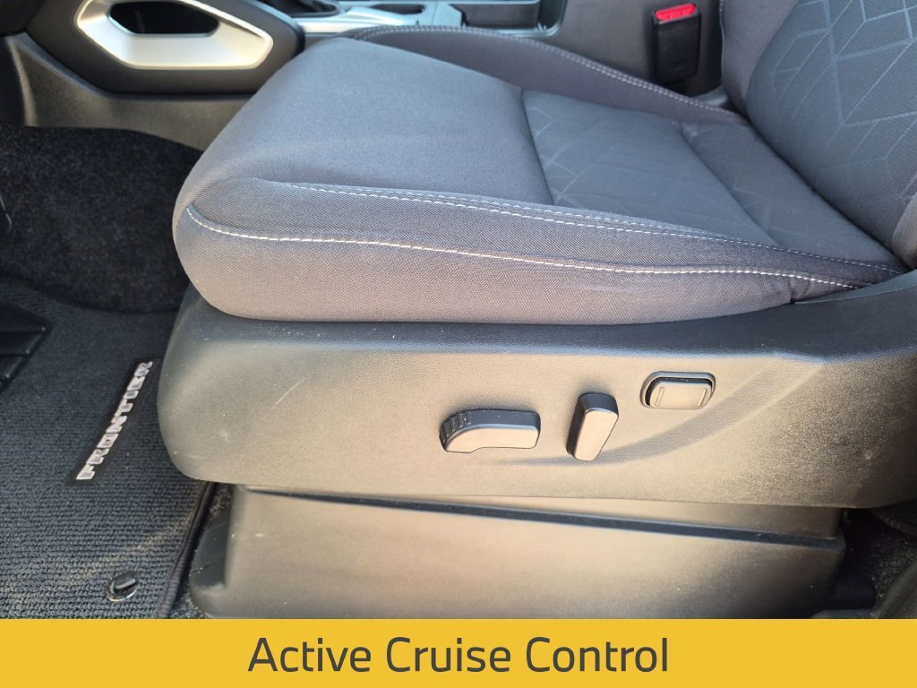 Certified Used 2025 White Nissan SV image 19