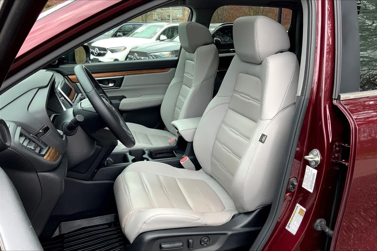 Used 2018 Basque Red Pearl II Honda EX-L image 9