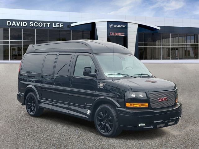 2024 GMC Savana 2500's photo