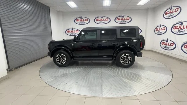 New 2026 Shadow Black Ford Outer Banks image 7