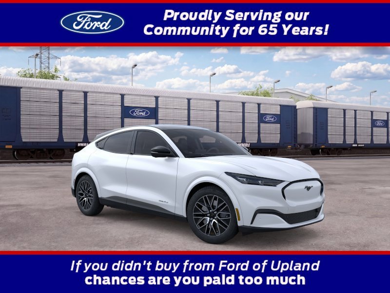 New 2026 Star White Metallic Tri-coat Ford Premium image 1