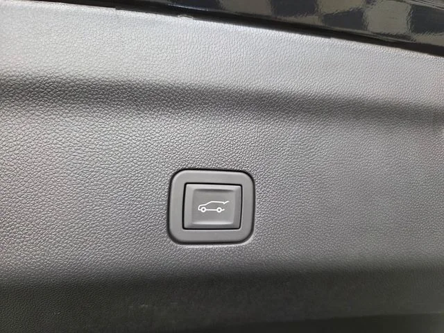 Used 2025 Gray Chevrolet Premier image 16