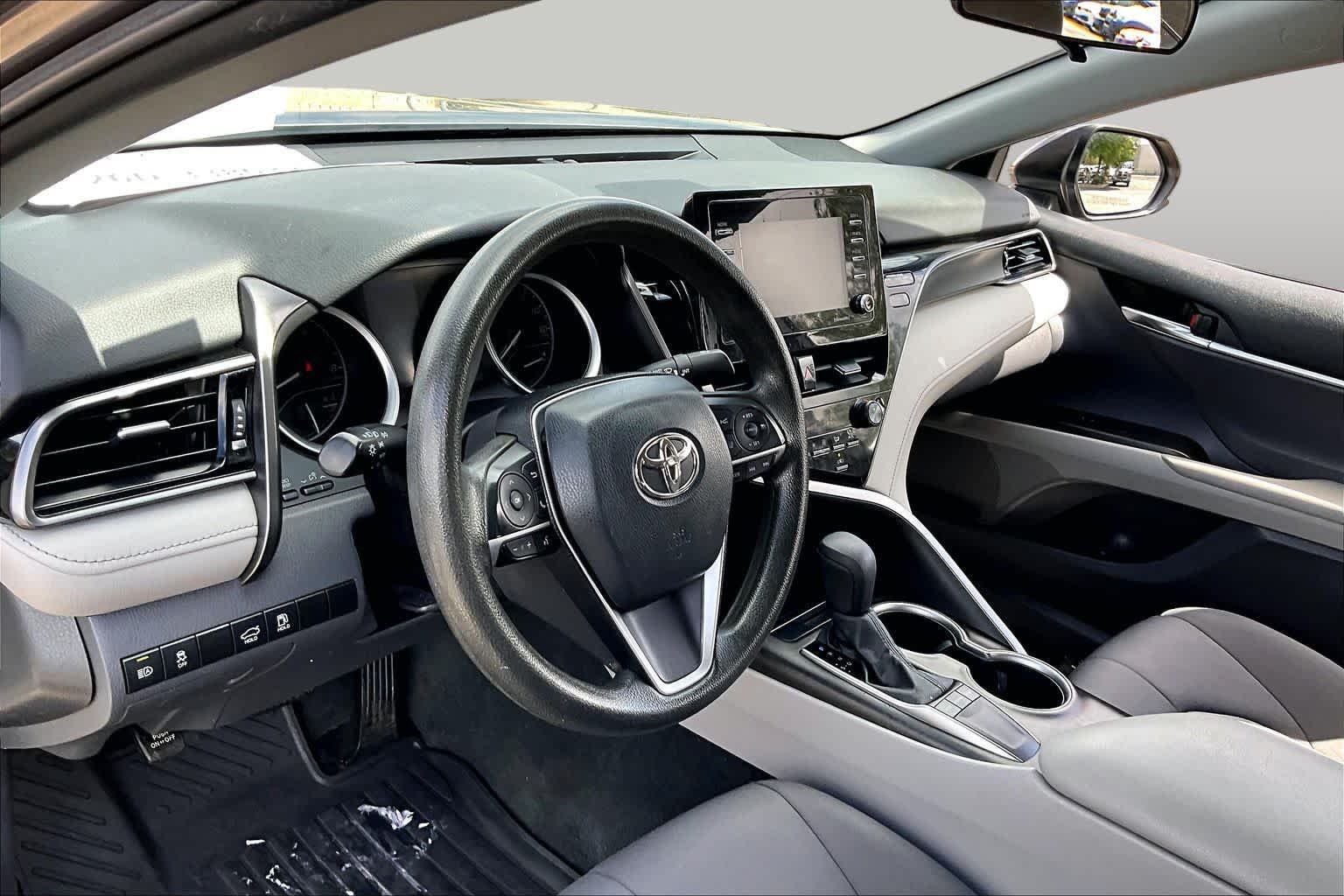 Used 2022 Predawn Gray Mica Toyota LE image 15