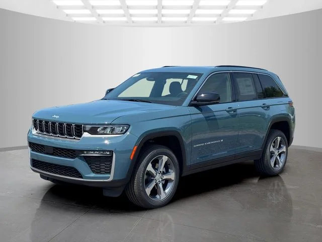 New 2026 Steel Blue Exterior Paint Jeep Limited image 3