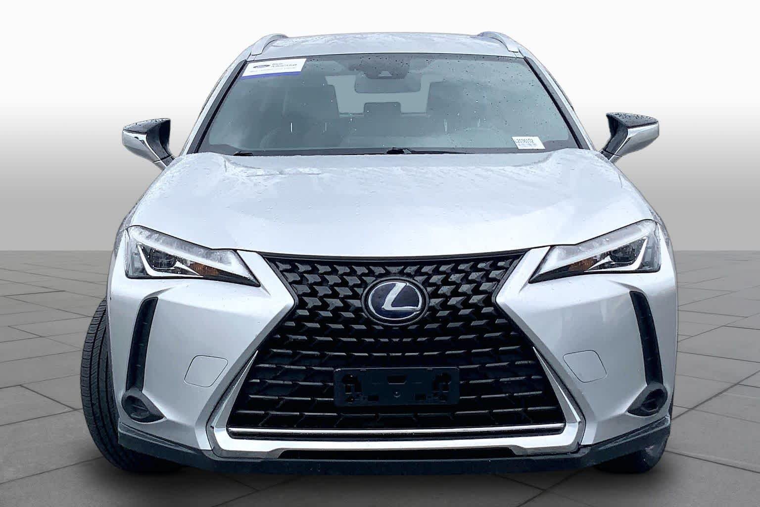 Used 2020 Silver Lining Metallic Lexus  image 4