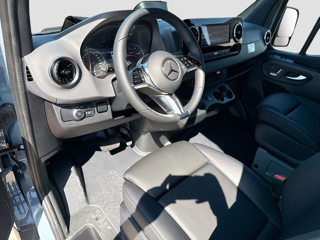 New 2026 Blue Gray Mercedes-Benz Cargo 170 WB image 9