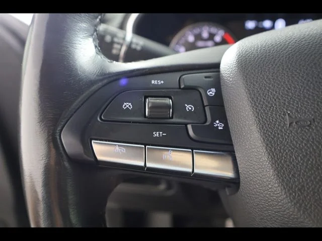 Used 2023 Silver Cadillac Premium Luxury image 22