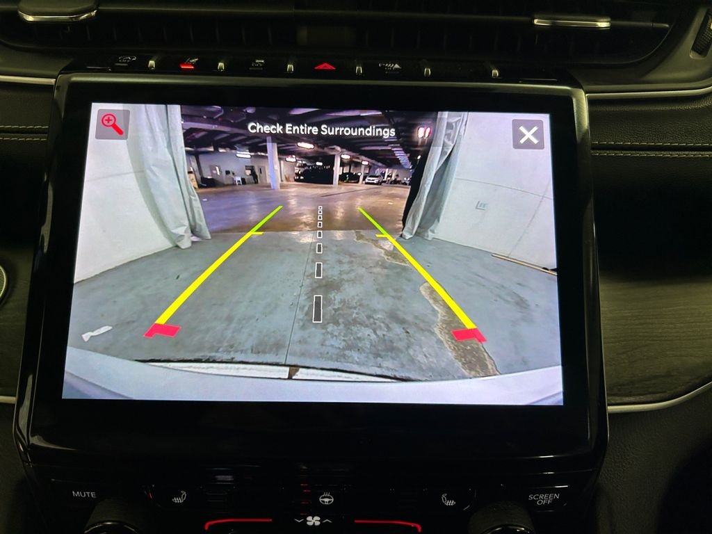 Used 2023 Silver Jeep Limited image 26