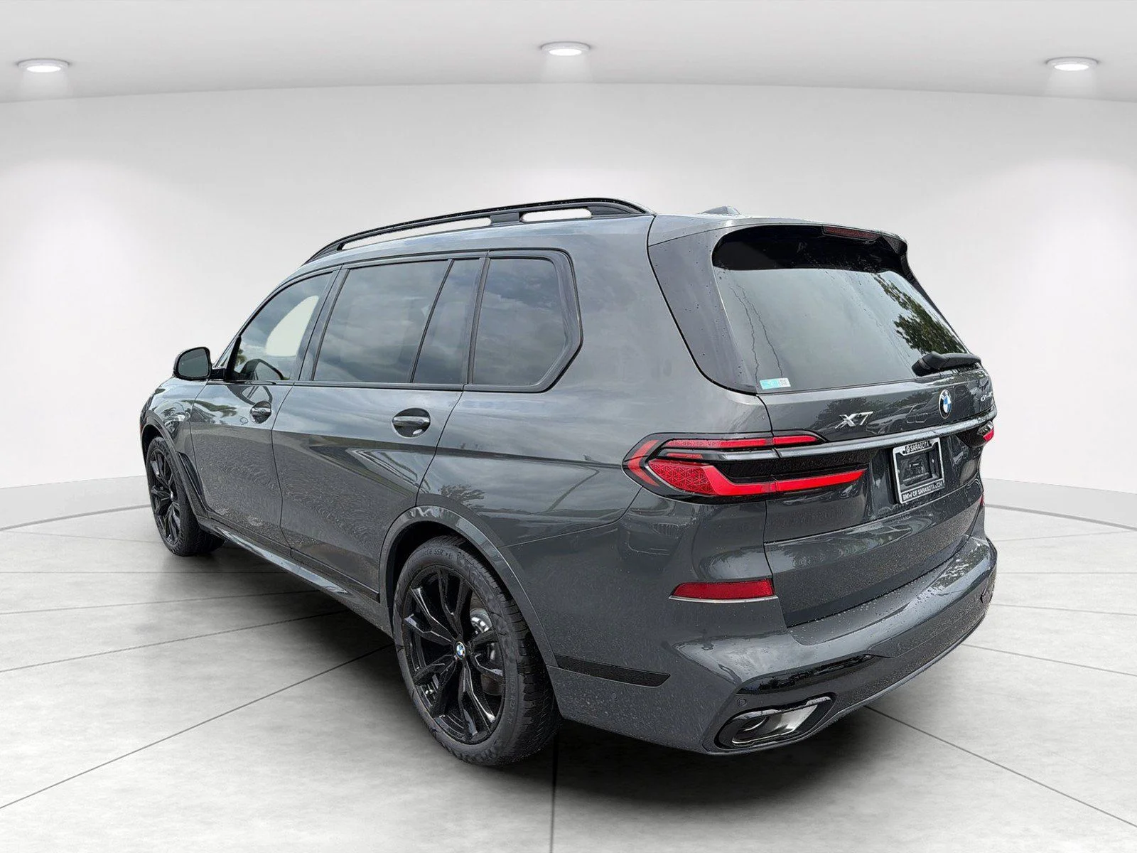 New 2027 Dravit Grey Metallic BMW xDrive40i image 6
