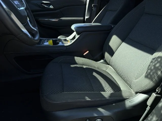 Used 2023 Silver GMC SLE image 11
