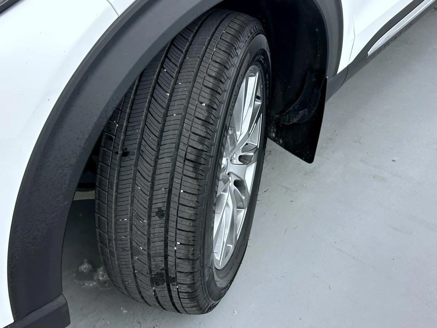 Used 2025 White Ford Active image 26