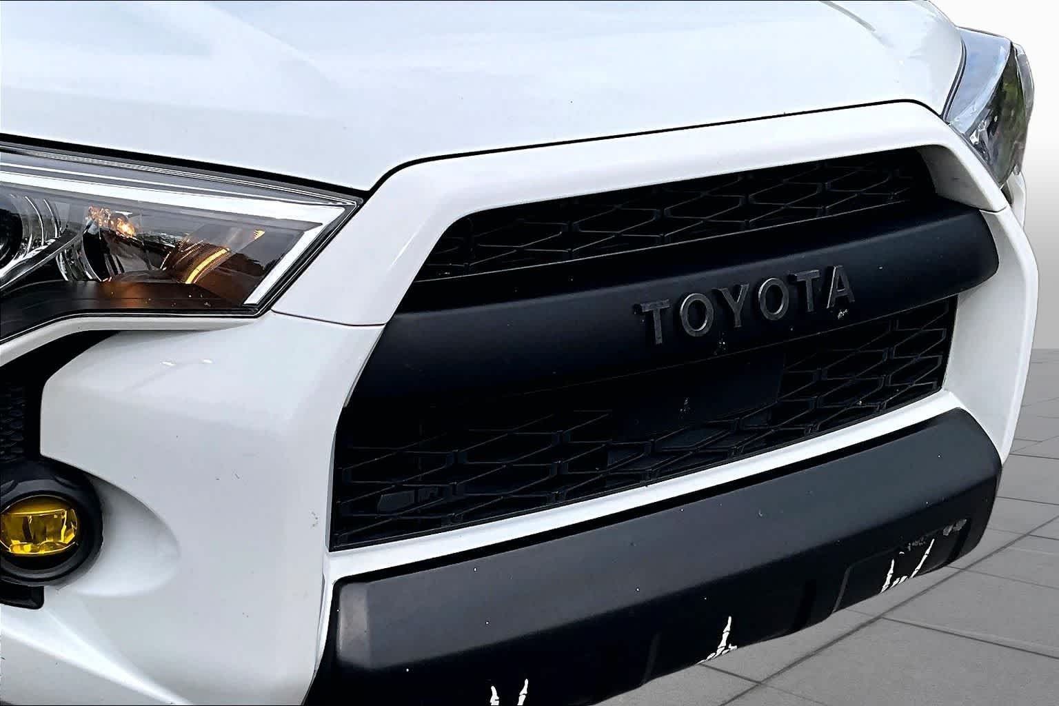 Used 2022 White Toyota TRD Off Road Premium image 29