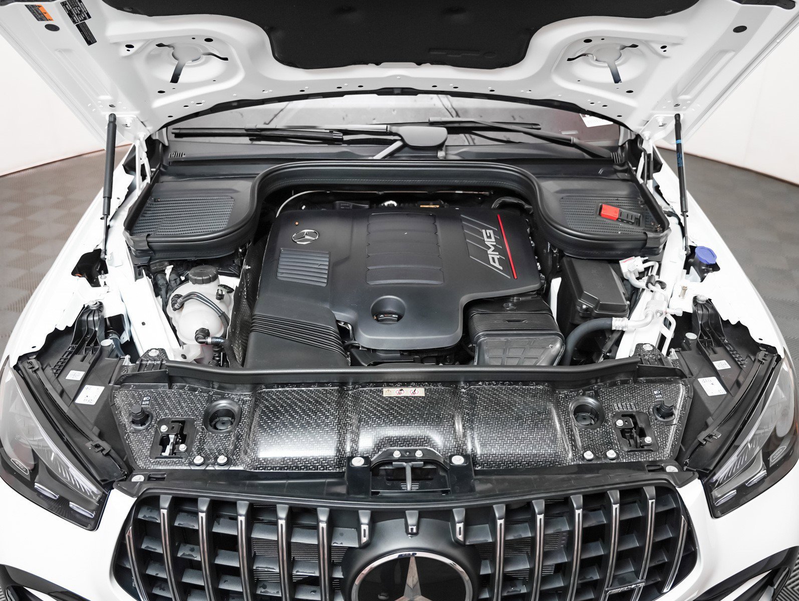 New 2026 Polar White Mercedes-Benz AMG® GLE 53 4MATIC+ Coupe image 4