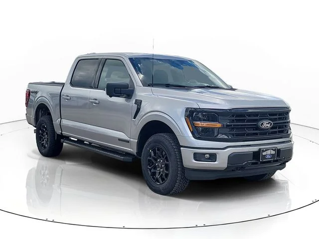 New 2026 Silver Metallic Ford XLT image 3